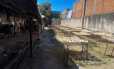 propiedad cerca zona financiera Guadalajara. ideal para construir departamentos