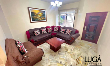 Casa de 5 dormitorios con piscina en venta, sector Paseo Shopping, cerca al Estadio Jocay, Manta Ecuador