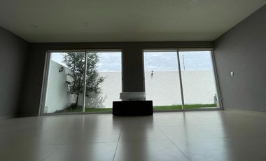 Renta de Casa en Metepec a 5 Minutos de Castaños en Vitalia