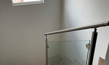 ¡Hermosa Casa Amueblada en Fraccionamiento Exclusivo en Valparaíso!