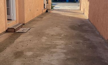 Casa amplia en zona tranquila