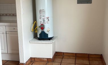 Casa amplia en zona tranquila