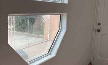Casa amplia en zona tranquila