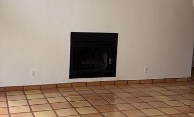 Casa amplia en zona tranquila