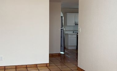 Casa amplia en zona tranquila