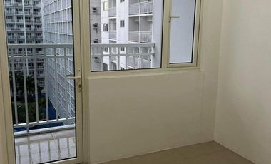 FOR SALE: 1-Bedroom Flat in Shore Residences, Pasay City