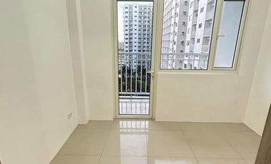 FOR SALE: 1-Bedroom Flat in Shore Residences, Pasay City