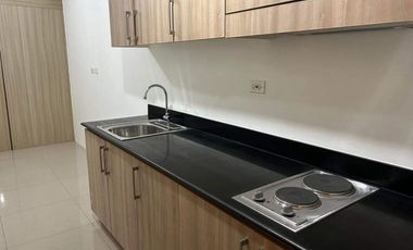 FOR SALE: 1-Bedroom Flat in Shore Residences, Pasay City