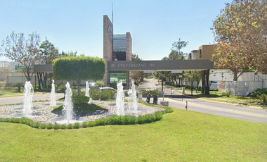 No es una casa, es el acceso a una oportunidad exclusiva!! Venta de Hermosa Casa en Remate Bancario EN PUERTA DEL BOSQUE ZAPOPAN JALISCO.