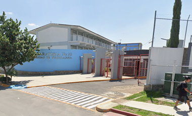 La tranquilidad de una gran decisión comienza aqui!! Venta De Casa En Remate Bancario, EN FORET RESIDENCIAL 2DA. SECCION ZAP. JAL