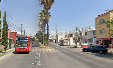 Oportunidades reservadas para quienes saben decidir!! Venta De Casa En Remate Bancario EN AV. ACUEDUCTO 3570 HACIENDA TEPEYAC ZAP. JAL