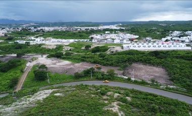 TERRENO EN VENTA ZONA SUR DE MANTA