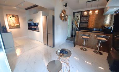 【RUSH SALE! 】Avida Riala Luxury Big 1BR / Highly Popular Condominium with an Excellent Location in Cebu City