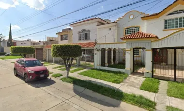 HERMOSA CASA DE OPORTUNIDAD EN RESIDENCIAL CORDILLERAS ZAP. JAL PRECIO POR TIEMPO LIMITADO $1587,000