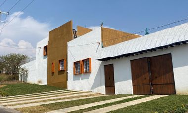 VENTA DE CASA TLAYACAPAN, CENTRO.