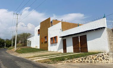 VENTA DE CASA TLAYACAPAN, CENTRO.