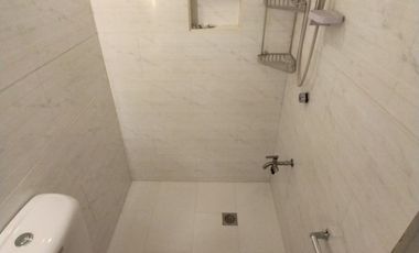 Mandaluyong Executive Mansion 2, 26 sqm, studio, semi furnished, Php 12k only! for rent