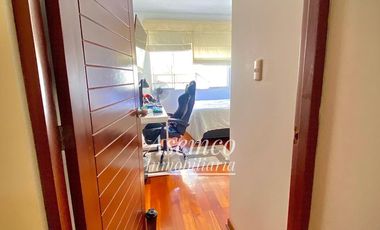 Ocasión!! VENTA DE MODERNO y AMPLIO DEPARTAMENTO EN SURCO CON DOS ESTACIONAMIENTOS