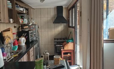 VENTA HERMOSA CASA ESQUINA CON LOCAL COMERCIAL EN QUINTA NORMAL