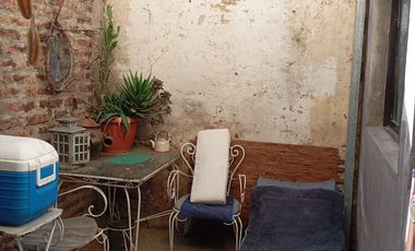 VENTA HERMOSA CASA ESQUINA CON LOCAL COMERCIAL EN QUINTA NORMAL