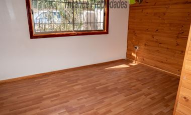 El Molle, Valle del Elqui, arriendo  de sitio de 674 m2, con casa, quincho y piscina. Avenida principal. $950.000