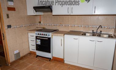 El Molle, Valle del Elqui, arriendo  de sitio de 674 m2, con casa, quincho y piscina. Avenida principal. $950.000