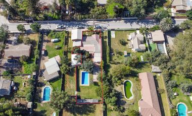 El Molle, Valle del Elqui, arriendo  de sitio de 674 m2, con casa, quincho y piscina. Avenida principal. $950.000