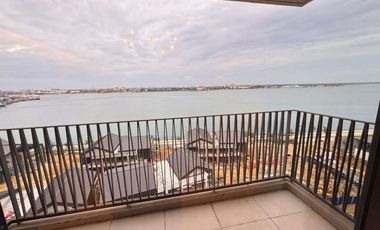 FOR RENT - AFFORDABLE 2BEDROOM WITH SEAVIEW BALCONY IN MANDANI BAY, MANDAUE CEBU. FRONT SEAVIEW UNIT.