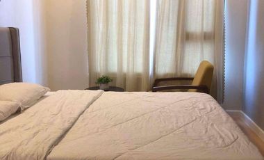 FOR RENT - AFFORDABLE 2BEDROOM WITH SEAVIEW BALCONY IN MANDANI BAY, MANDAUE CEBU. FRONT SEAVIEW UNIT.