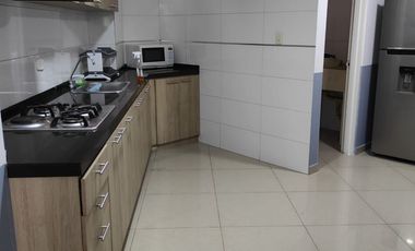 SE ALQUILA APARTAMENTO AMOBLADO – AVENIDA SEXTA