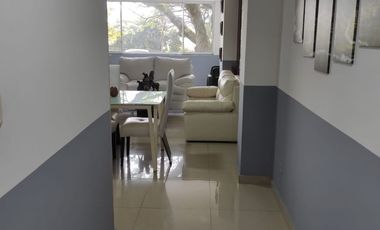 SE ALQUILA APARTAMENTO AMOBLADO – AVENIDA SEXTA