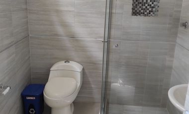SE ALQUILA APARTAMENTO AMOBLADO – AVENIDA SEXTA