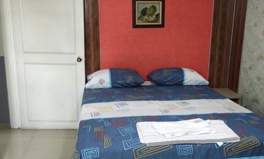 SE ALQUILA APARTAMENTO AMOBLADO – AVENIDA SEXTA