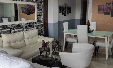 SE ALQUILA APARTAMENTO AMOBLADO – AVENIDA SEXTA