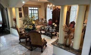 !HERMOSA RESIDENCIA DE DOS PLANTAS EN ESQUINA ZONA DORADA DE TAMPICO!!