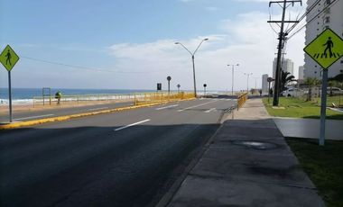 Departamento ubicado en exclusivo sector situado Frente Al Mar en VENTA