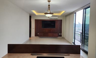 RENTA DEPARTAMENTO EN COLINAS DE SAN JERONIMO, 4 RECAMARAS