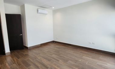 RENTA DEPARTAMENTO EN COLINAS DE SAN JERONIMO, 4 RECAMARAS