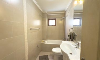 Casa fuera de condominio en Lomas san Sebastián