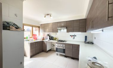 Casa fuera de condominio en Lomas san Sebastián