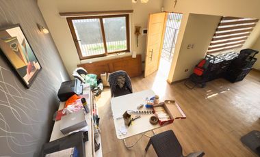 Casa fuera de condominio en Lomas san Sebastián