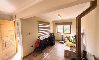 Casa fuera de condominio en Lomas san Sebastián