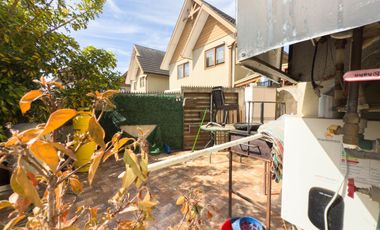 Casa fuera de condominio en Lomas san Sebastián