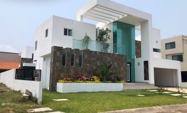 PRECIOSA RESIDENCIA EN FRACC. LAGUNAS DE MIRALTA ALTAMIRA TAM.