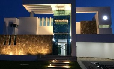PRECIOSA RESIDENCIA EN FRACC. LAGUNAS DE MIRALTA ALTAMIRA TAM.