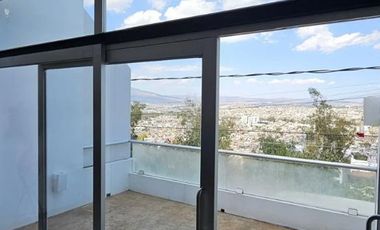 Casa en Venta, Fracc. Bosques, Morelia, Mich.