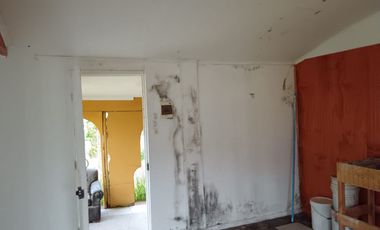 Parcela de 8000 mt2 con propiedad de 2D1B - EN VENTA