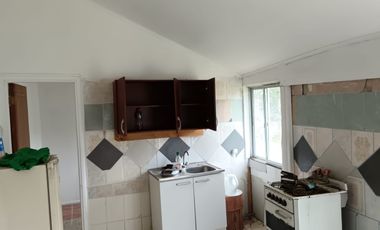 Parcela de 8000 mt2 con propiedad de 2D1B - EN VENTA