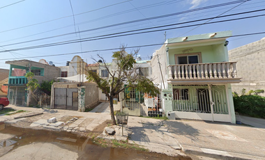 CASA EN CALZADA PEDREGAL, TORREON, COAHUILA. ¡NO CRÉDITOS!