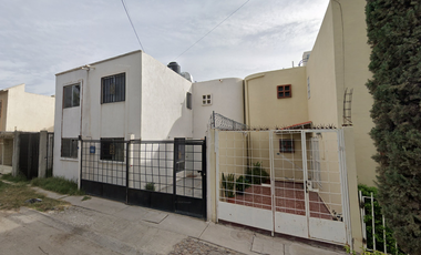 CASA EN C. GARCIA ORTIZ, AMISTAD, TORREON, COAHUILA. ¡NO CREDITOS!